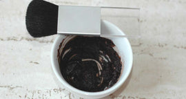 Anti-aging facial mask with virgin organic coconut oil and raw cocoa powder, recipe by Sibel Grigore